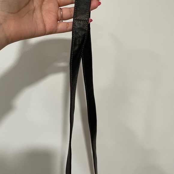 Coach Vintage F19730 Signature Chain Crossbody Bag - Picture 8 of 10